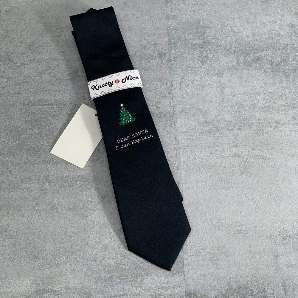 Knotty & Nice Black Slim Christmas Tree "Dear Sant